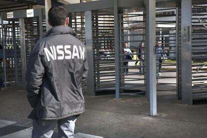 La entrada a la fábrica Nissan de Zona Franca.