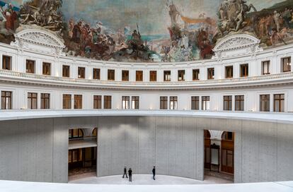 Intervención de Tadao Ando en el edificio de la Bolsa de Comercio de París, que albergará la Colección Pinault.