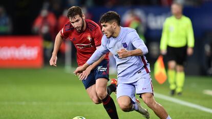 Abde conduce el balón ante Moncayola, en el pasado duelo ante Osasuna.