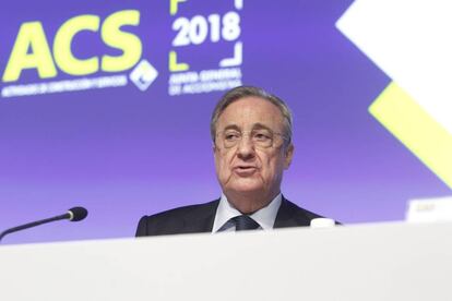 Florentino Pérez, presidente de ACS, en la junta de accionistas de la compañía.