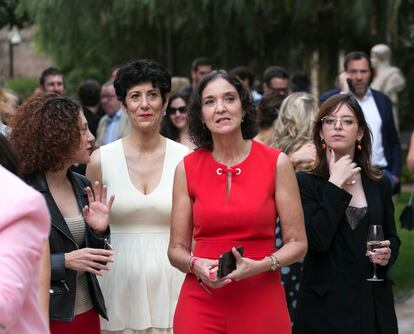 Desde la izquierda, Aina Vidal, Elma Saiz, Reyes Maroto y Elizabeth Duval.