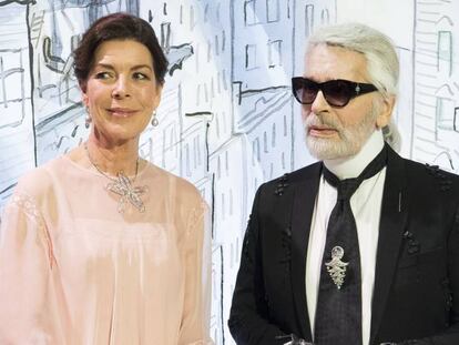 Karl Lagerfeld y Carolina de Mónaco, en el Baile de la Rosa de marzo de 2018.