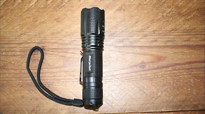 mejor linterna led alta potencia