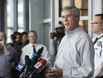 El fiscal de San Luis Robert McCulloch al anunciar el arresto en Ferguson