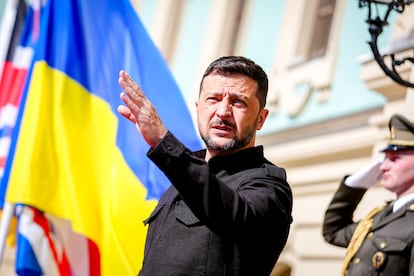 Ucrania acepta la negociación directa que ofrece Rusia solo si hay un alto el fuego