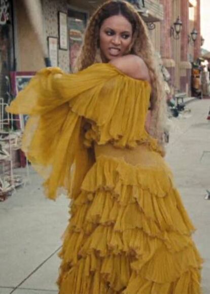 Beyoncé en uno de los fotogramas de su videoclip 'Hold up'.