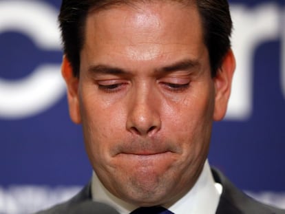 Marco Rubio, en el momento de anunciar su retirada.