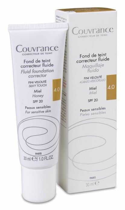 Fondo de maquillaje Avène Couvrance con acabado sedoso y SPF20.