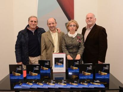 Roberto Sáenz de Gorbea, Juan Mari Sáinz, Toñi Lavado y Javier Urrroz, de izquierda a derecha.