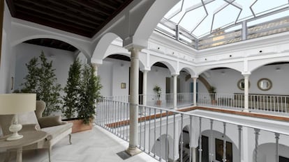 Patio interior del Palacio Pinello, en Sevilla.