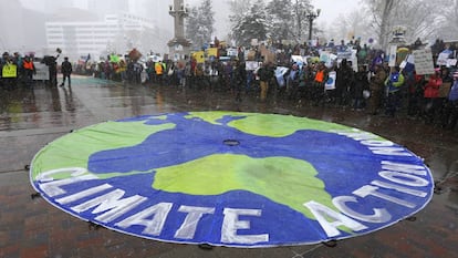 Participantes en la Marcha del Clima del 29 de Abril en Denver, Colorado.