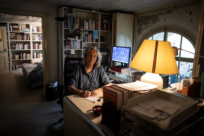 Maria Filomena Mónica, fotografiada en su piso en  Lisboa este 21 de julio.