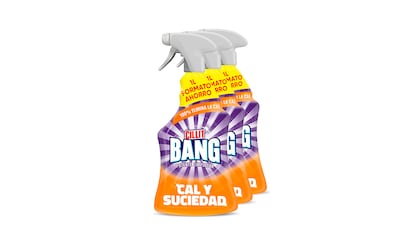 Ofertas de primavera productos de limpieza sobre fondo blanco.
