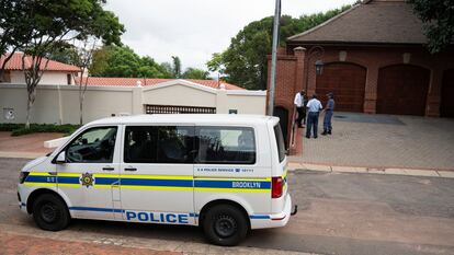 A police vehicle is parked outside the home of the uncle of Oscar Pistorius in Pretoria, South Africa January 5, 2024.