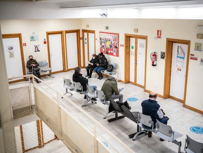 Interior del Centro de Salud Buenos Aires, en Madrid.