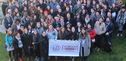 Alumnos becados por la Fundación Fulbright, durante el 60º aniversario de la institución.