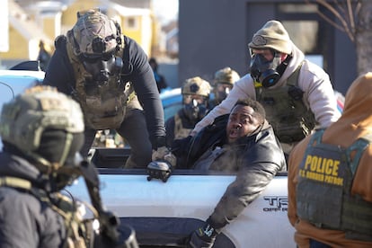 Operativo de agentes federales, en Minneapolis, el 24 de enero.