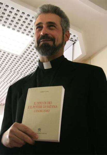El exorcista Gabriele Nanni.