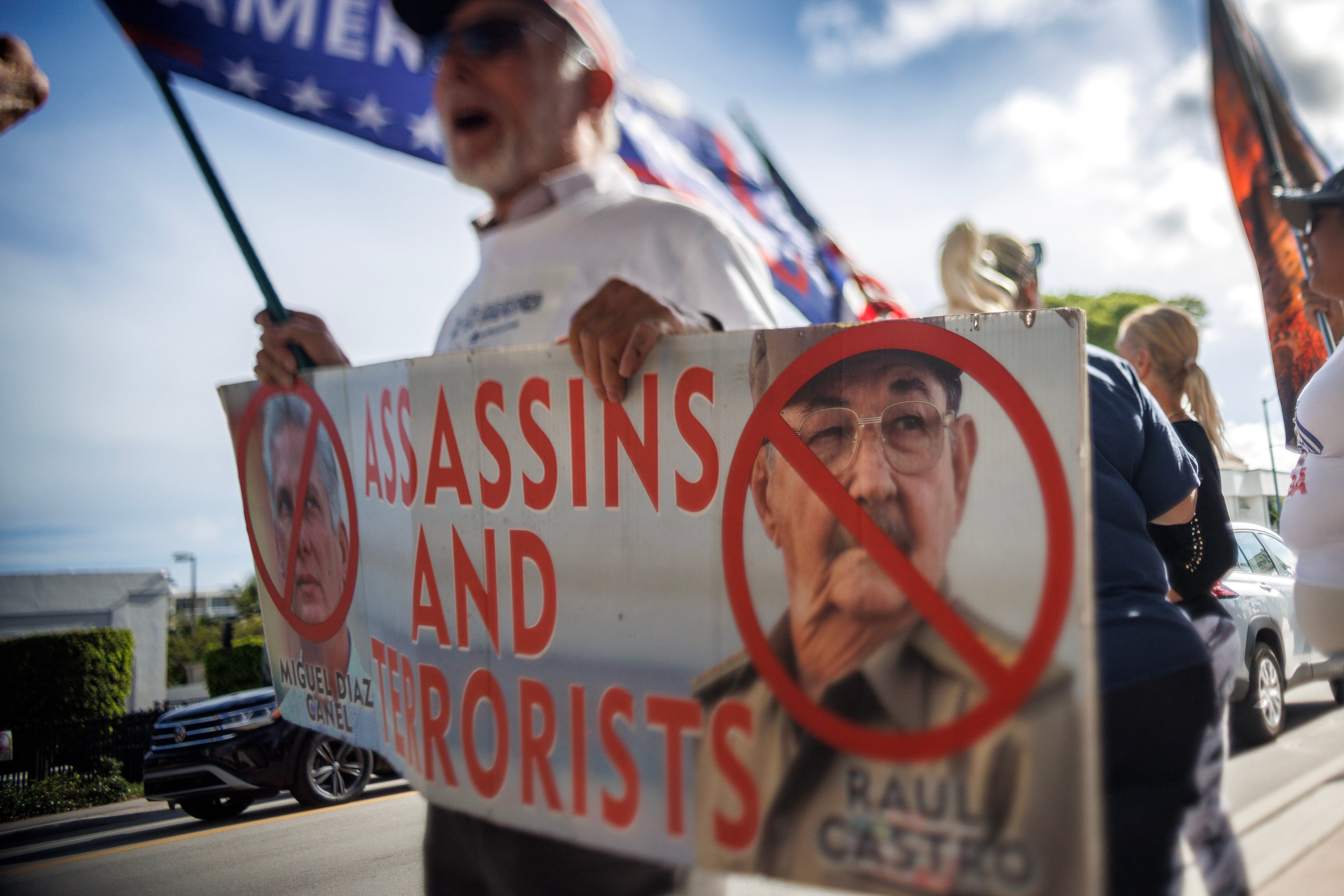 El exilio de Miami celebra la imputación a Raúl Castro: “Donald Trump ha hecho que el pueblo recupere la esperanza”