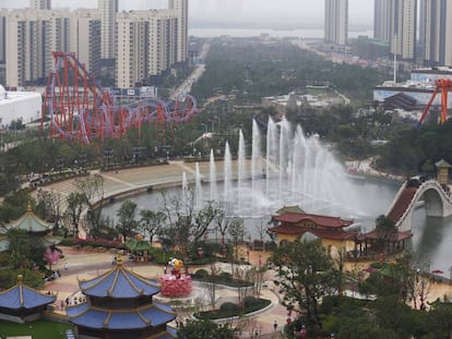 Vista de parte del parque de atracciones de Wanda en Nanchang.