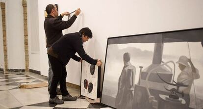 Imagen del montaje de la exposición 'El viaje pintado'