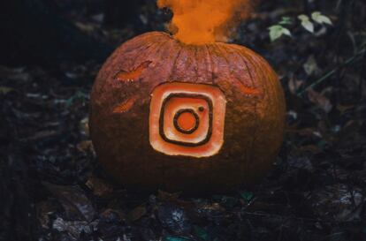 Logo de Instagram en una calabaza