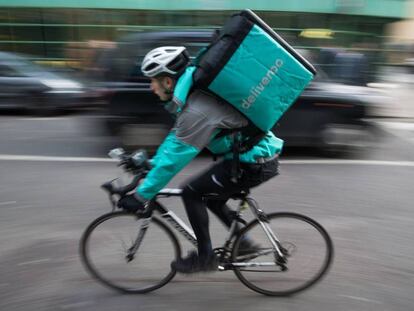 Nuevo varapalo judicial a Deliveroo