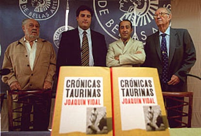 Jaime de Armiñán, Joaquín Vidal (hijo), Luis Francisco Esplá y Manuel Cano, de izquierda a derecha.