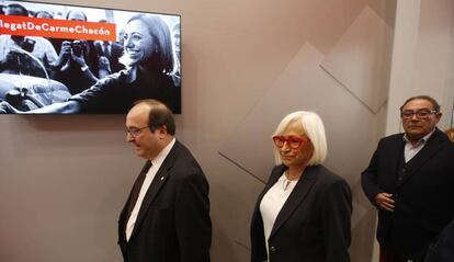 Miquel Iceta y los padres de Carme Chacón; Esther Piqueras y Baltasar Chacón.