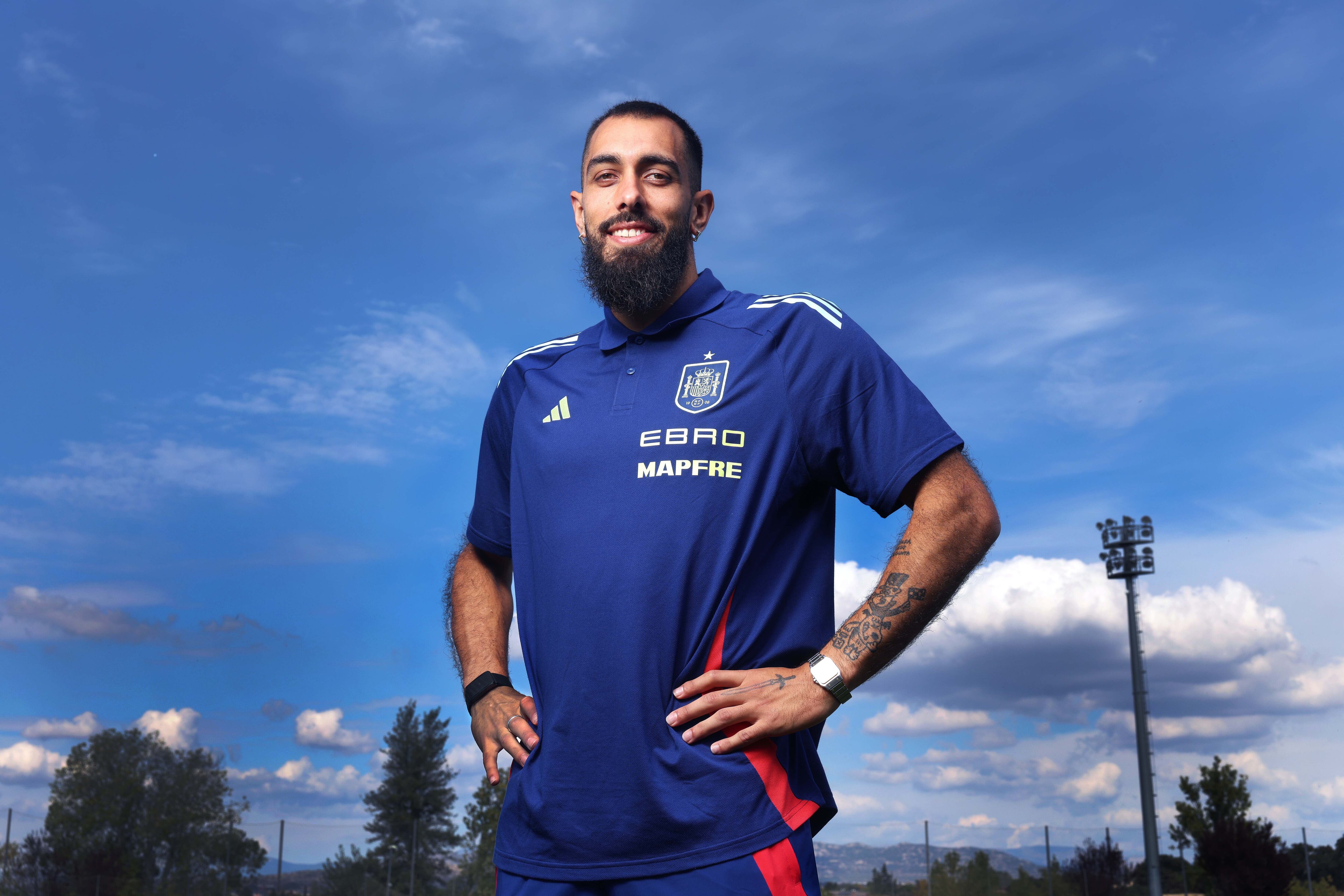 Borja Iglesias, en la Ciudad del Fútbol de Las Rozas.