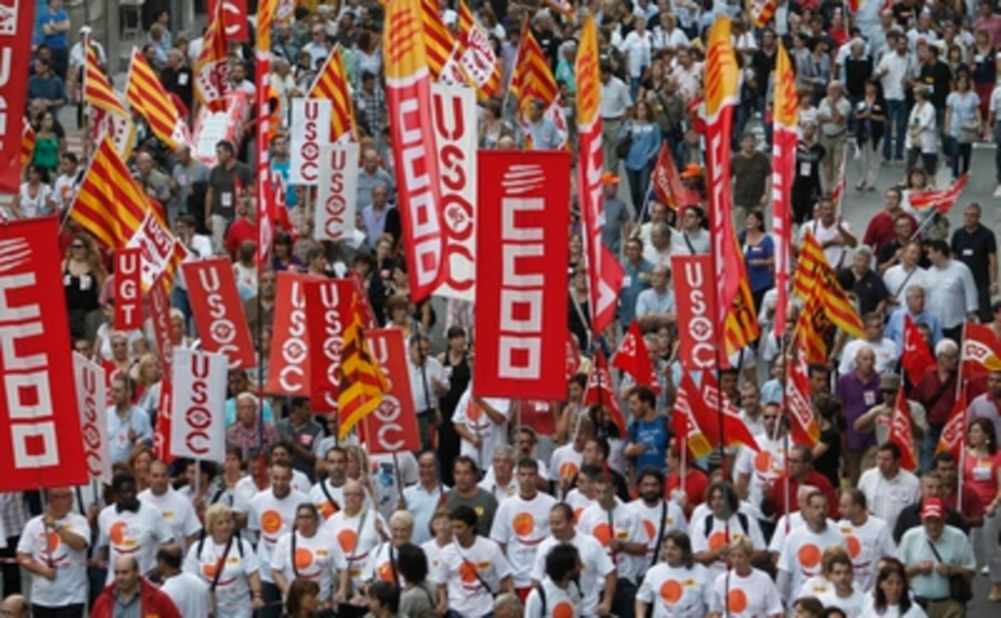 Varios miles de personas se manifiestan en Barcelona por el trabajo ...