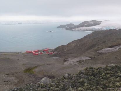 Entorno de la Base Antártica Española, en la isla Livingston.