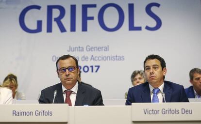 Los consejeros delegados de Grifols, Raimon Grífols (izquierda), y Víctor Grífols Deu.