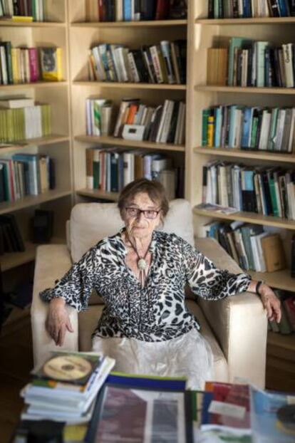 Agnes Heller em seu escritório