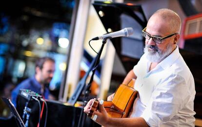 Leo Minax & Mistoquente en el Café Central.