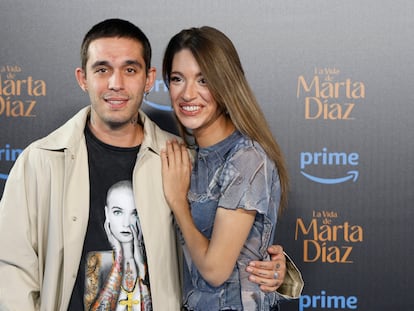 Ana Guerra and Víctor Elías en la 'premiere' de 'La vida de Marta Díaz', el 18 de octubre de 2023 en Madrid.