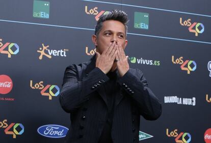 Alejandro Sanz.