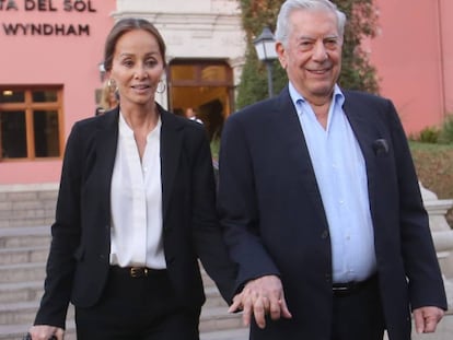 Isabel Preysler y Mario Vargas Llosa en Arequipa.