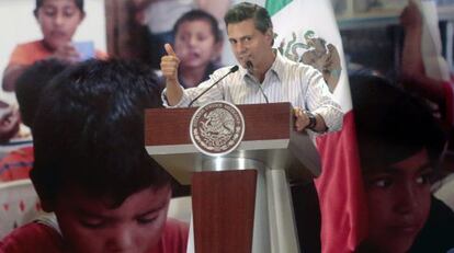 Pe&ntilde;a Nieto durante su visita a Acapulco. 