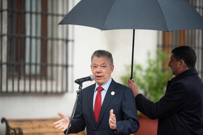 Juan Manuel Santos Calderón, expresidente de Colombia, ha dicho que este es un “buen momento para que los chilenos se unan y den un ejemplo” al resto de América Latina.