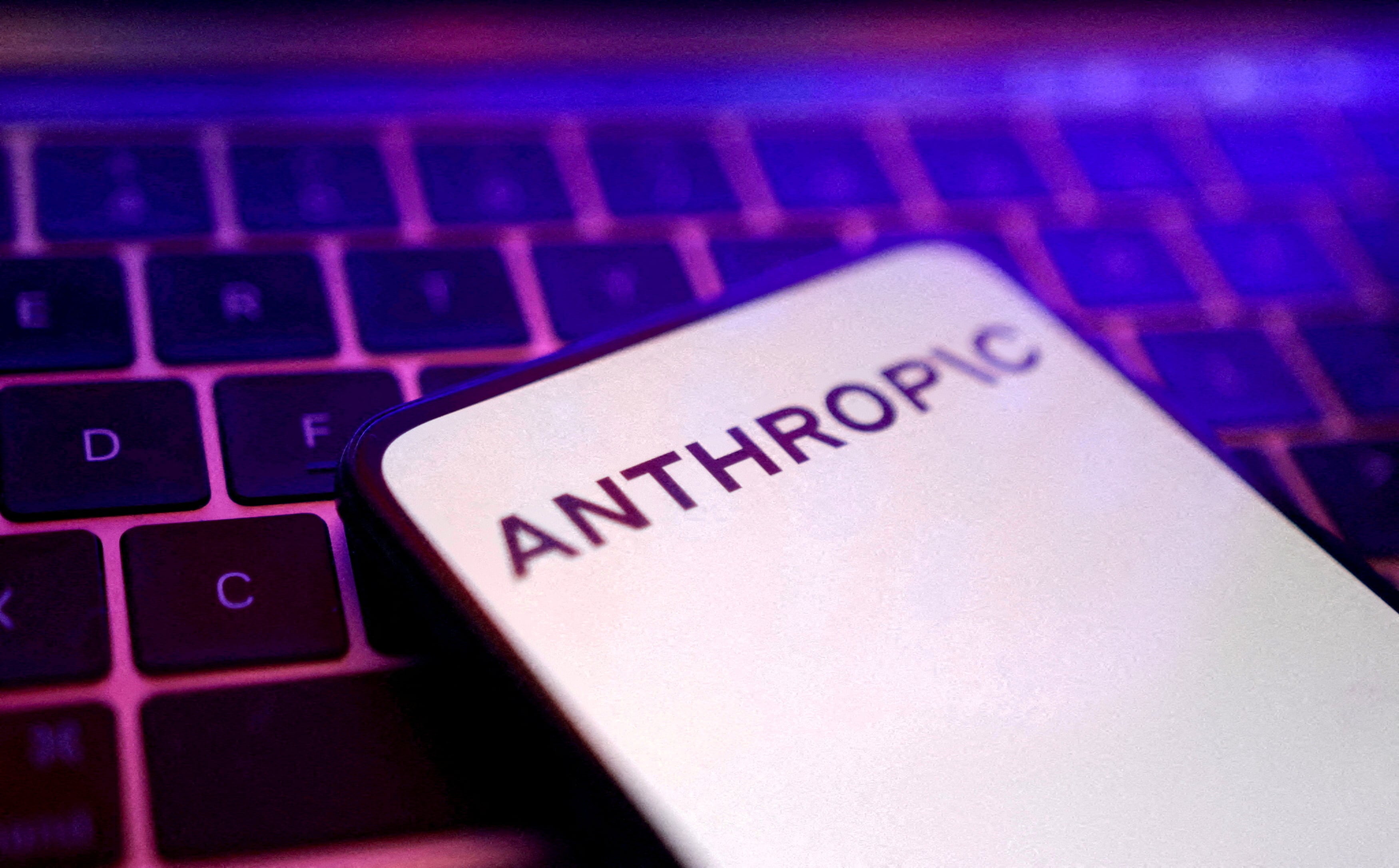 Anthropic se adelanta a OpenAI y registra la solicitud para su multimillonaria salida a Bolsa