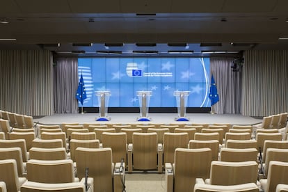 Sala de información de prensa del Consejo de la UE (The Press Briefing) donde los mayores líderes del mundo y europeos se han dirigido a la prensa internacional durante décadas. Se utiliza para los días de Cumbre de la UE, en el edificio de la sede del Consejo Europeo en Bruselas.