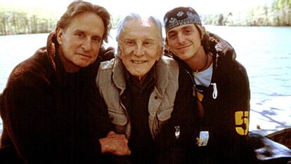 Michael, Kirk y Cameron Douglas.