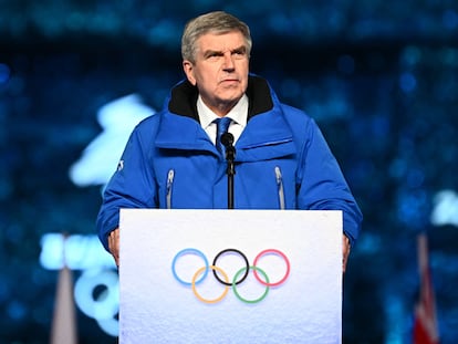 El presidente del COI, Thomas Bach, durante la ceremonia de cierre de los Juegos Olímpicos de Invierno.
