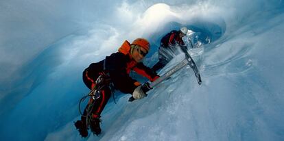 Trekking por el glaciar.