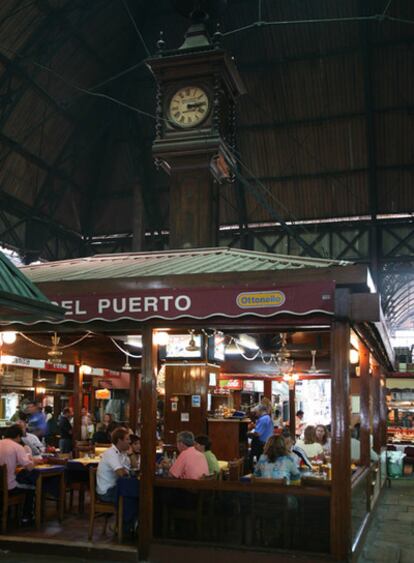 Puesto del Mercado del Puerto de Montevideo.