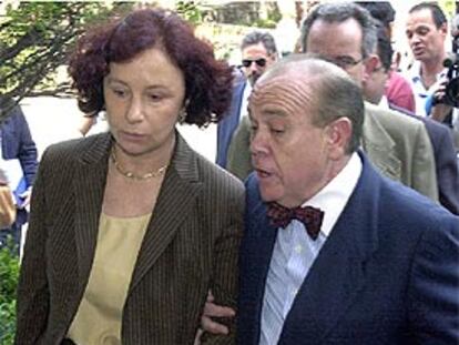 La ministra Ana Palacio, junto al decano del Colegio de Abogados de Madrid, Luis Martí Mingarro, en El Escorial.