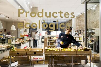 Tienda de productos ecológicos Chef S, en Barcelona, donde se puede adquirir pan ecológico y harinas de espelta.