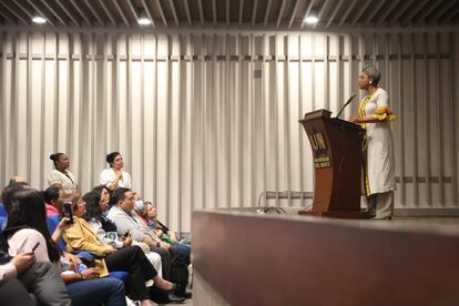 La ministra Aurora Vergara habla en la Universidad del Norte, en Barranquilla (Colombia), el 8 de junio.