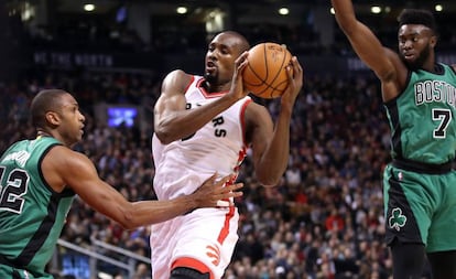 Serge Ibaka, en un partido Raptors-Celtics.